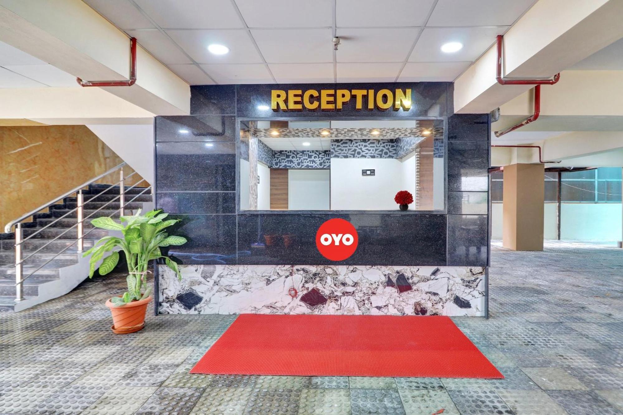 Heavens Inn Near Rasoolpura Metro Station Hyderabad Exterior photo